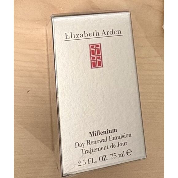ELIZABETH ARDEN Millenium Day Renewal Emulsion 75ml Lightweight Moisture SEALED - Picture 8 of 8